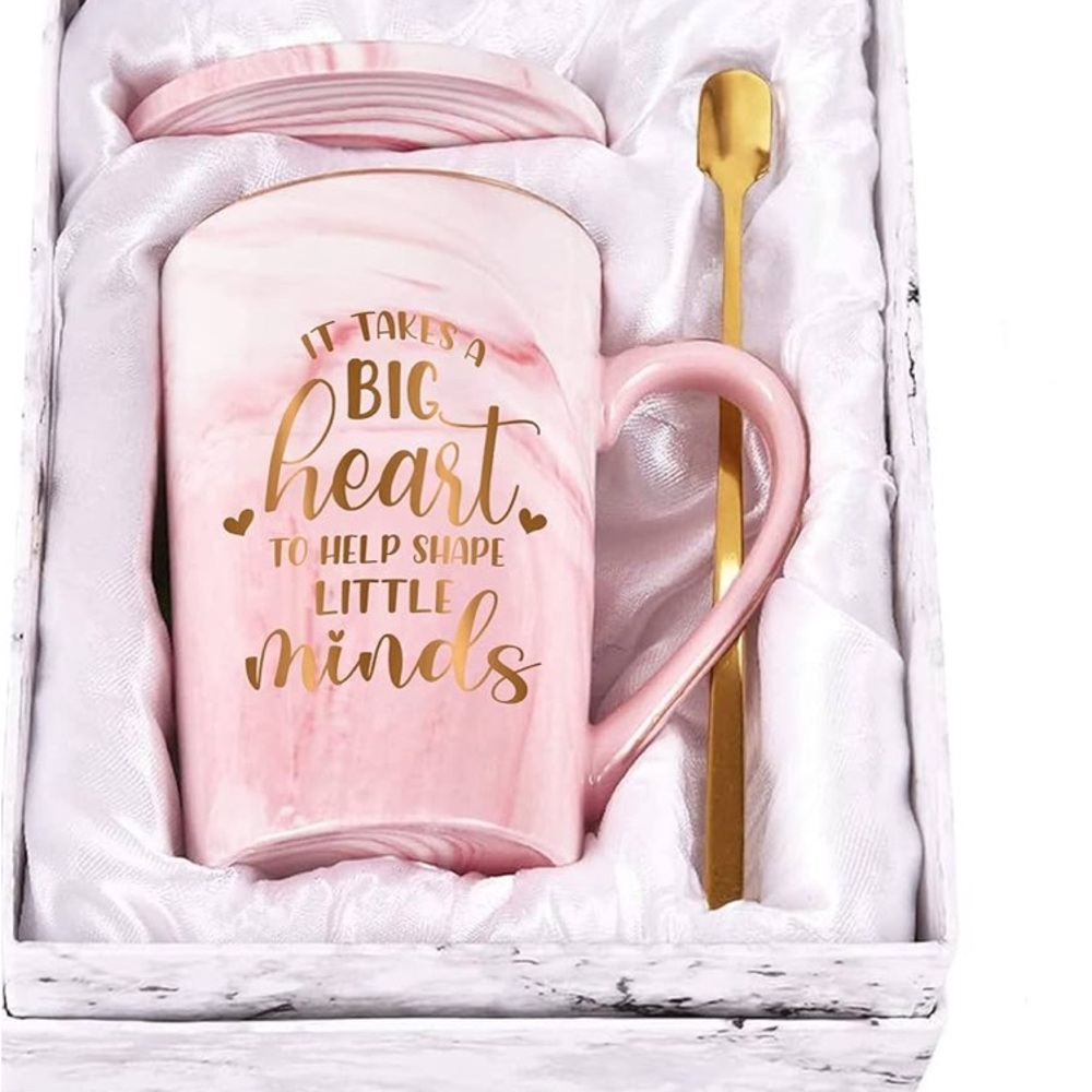 Pink and Gold Inspirational Mug with Lid and Spoon